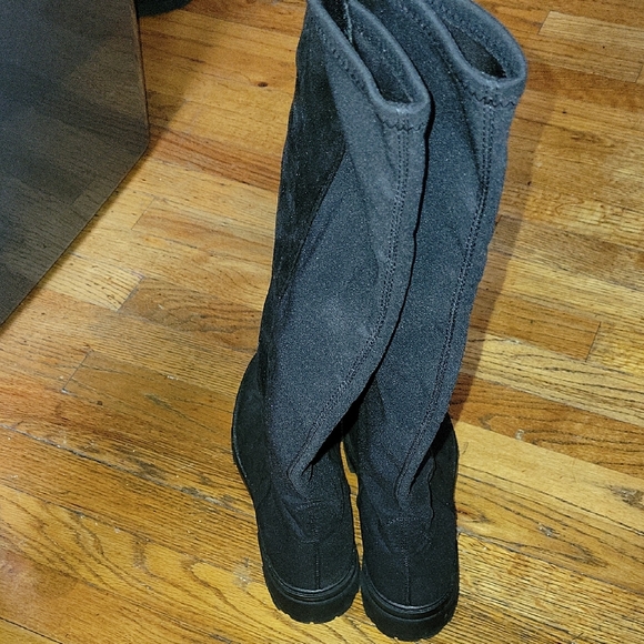 Black Suede Knee-High Boots - Picture 3 of 5